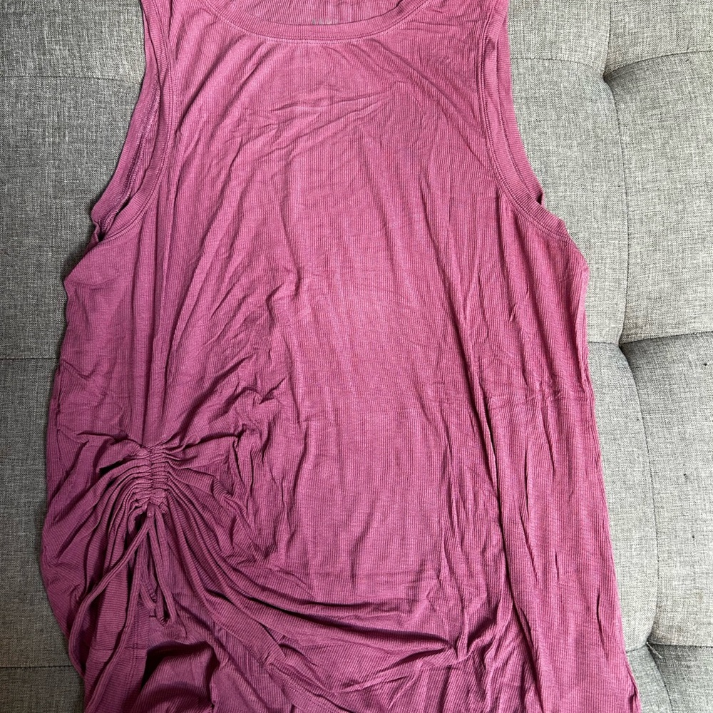 Elegant Sleeveless Ruched Tank Top in Pink